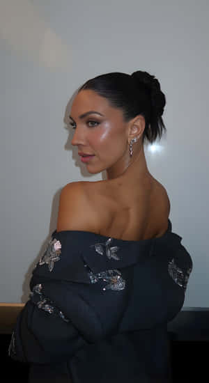 Jenna Johnson Elegant Back Pose Wallpaper