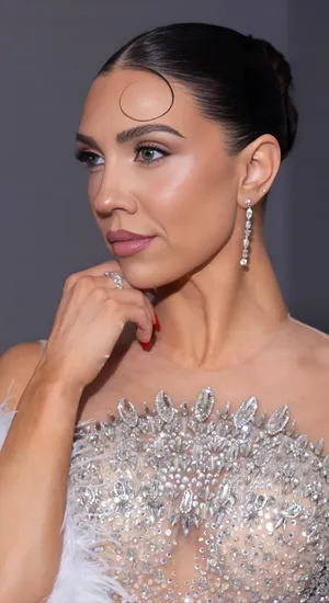 Jenna Johnson Elegant Portrait Wallpaper