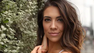 Jenna Johnson Portrait Outdoors Wallpaper