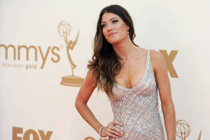 Jennifer Carpenter In Emmy Gift Lounge Wallpaper