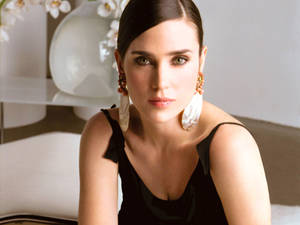 Jennifer Connelly Elegant Wallpaper