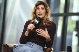 Jennifer Esposito Stunning Pose Wallpaper