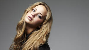 Jennifer Lawrence Dark Grey Photo Wallpaper