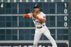 Jeremy Pena Fielding Baseball Wallpaper