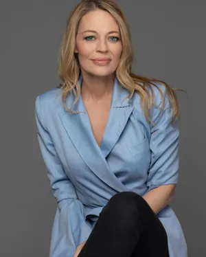 Jeri Ryan 963 X 1200 Wallpaper Wallpaper