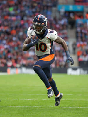 Jerry Jeudy Denver Broncos Action Run Wallpaper