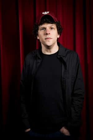 Jesse Eisenberg 2000 X 3000 Wallpaper