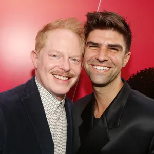 Jesse Tyler Ferguson 1200 X 1200 Wallpaper
