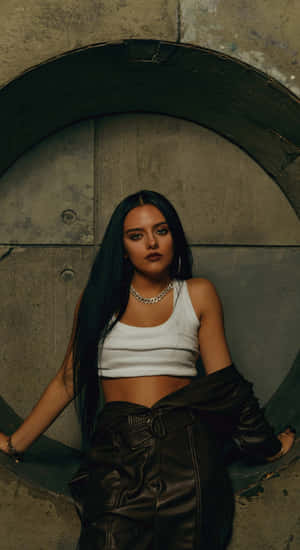 Jessie Murph Urban Style Wallpaper