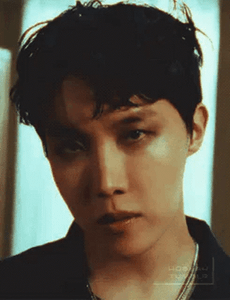 Jhope - The Mesmerizing South Korean Artist Wallpaper