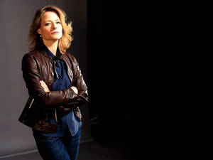 Jodie Foster In Studio Scene Wallpaper