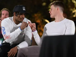 Joe Burrow Jamarr Chase Interaction Wallpaper