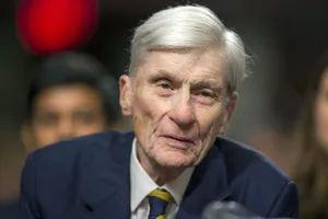 John Warner In A Dark Blue Suit Desktop Wallpaper