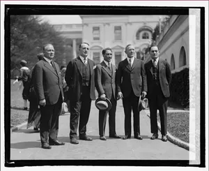 Johnny Dundee And A Few Gentlemen In Their Suits Wallpaper
