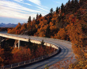 Journey Through The Blue Ridge Mountains Wallpaper