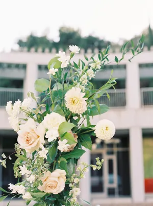 Jovial Floral Co Wedding Flowers Wallpaper