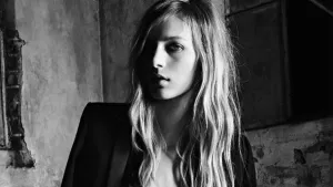 Julia Nobis Photograph Wallpaper