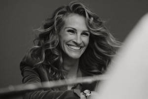 Julia Roberts Grayscale Wallpaper