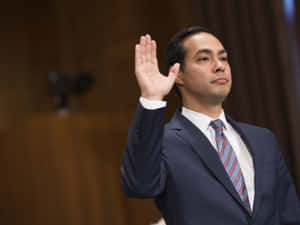 Julian Castro Sworn As Hud Secretary Wallpaper