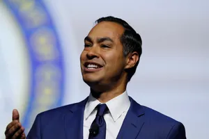 Julian Castro Talking Blue Tie Wallpaper