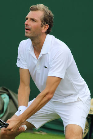 Julien Benneteau In Ready Position Wallpaper