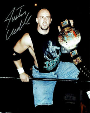 Justin Credible Golden Belt Wallpaper