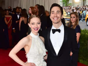 Justin Long Smiling At Camera Wallpaper