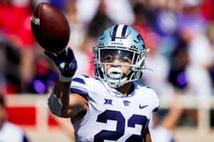 K State Football Player Catching Ball Wallpaper