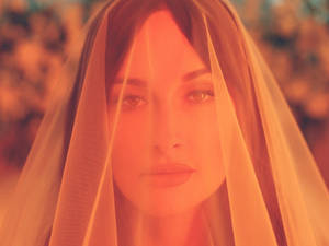 Kacey Musgraves Orange Veil Wallpaper