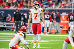 Kansas City Chiefs Field Goal Preparation Wallpaper