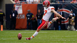 Kansas City Chiefs Kicker Field Goal Attempt Wallpaper