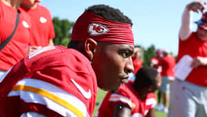 Kansas City Chiefs Player Concentration During Training Wallpaper