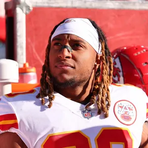 Kansas City Chiefs Player Gazing Into Distance Wallpaper