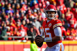 Kansas City Chiefs' Qb Patrick Mahomes Ready To Take On Challenges Wallpaper