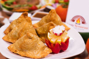 Karachi Aloo Samosa Wallpaper