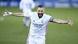 Karim Benzema Celebrating Goal Real Madrid Wallpaper