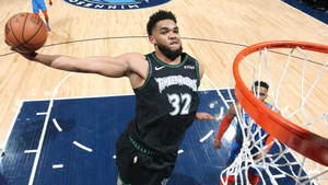 Karl-anthony Towns Mid-air Dunk Wallpaper