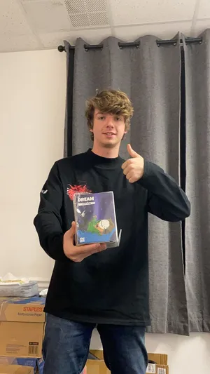 Karl Jacobs Promoting Dream Merchandise Wallpaper