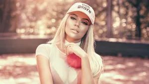 Karol G Non-youth Outfit Wallpaper