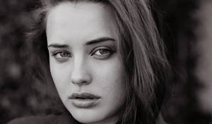 Katherine Langford Close Up Wallpaper