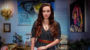 Katherine Langford Knives Out Wallpaper