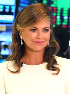 Kathy Ireland Smiling Stock Exchange Background Wallpaper