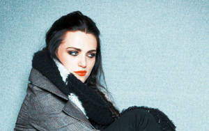 Katie Mcgrath Winter Outfit Wallpaper