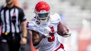 Kavontae Turpin U S F L Game Action Wallpaper