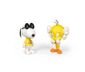 Kaws Snoopyand Woodstock Figures Wallpaper