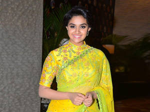 Keerthi Suresh In Traditional Clothing Hd Wallpaper