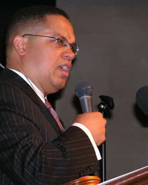 Keith Ellison Delivering Speech Wallpaper