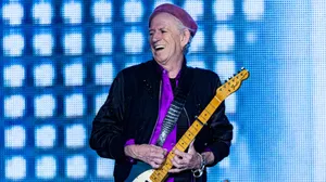 Keith Richards Performing Live Wallpaper