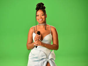 Keke Palmer Green Screen Portrait Wallpaper