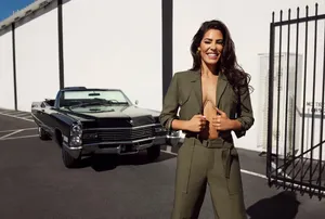 Kelsey Plum Stylish Outfit Vintage Car Wallpaper